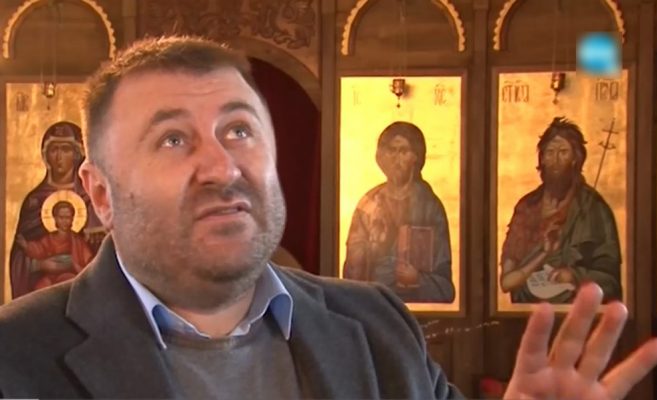 Цяла България е във възторг от Турхут Исмаил, който възроди над 20 църкви и отля камбана / СНИМКИ