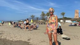 Харчи милионите на мъжа си! Нана спи в Марбея за €4000 на нощ