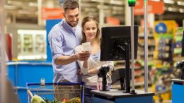 Lidl раздава 300 000 лв. за пазаруване през август