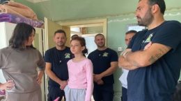 Мария Силвестър преобърна живота на 11-годишната Малина, Бригадата зазида стаята, в която е починал баща й